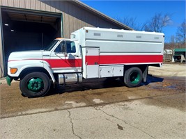 1999 Ford 26,000 GVW Chip Truck