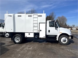 2019 IHC 4300 Chip Truck w/ 168,000 Miles- UNDER CDL