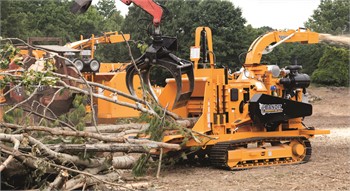 BANDIT 20XP - TRACK DRUM STYLE WHOLE TREE CHIPPER